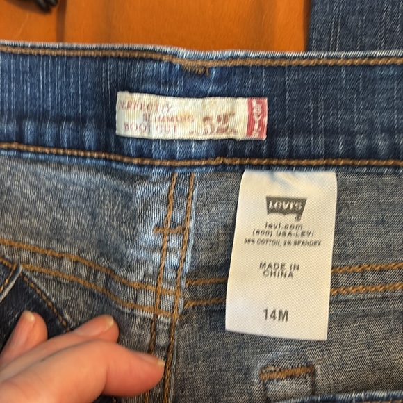 Levi's Blue Skimming bootcut maternity jeans - Picture 2 of 6